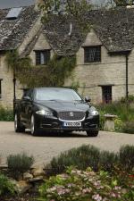 Jaguar XJ 2012 года (UK)